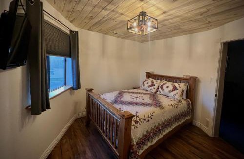 Loa Hotel | THE SNUGGLE INN