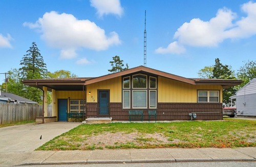 Van Wert House | The Stoop on Spencer Drive