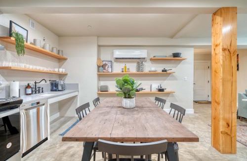 Mississippi District Apartment | The Sunburst by Stay Portland - Mississippi Ave