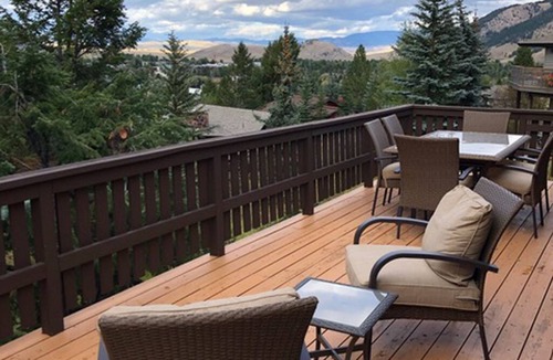 Jackson House | THE SUNSET HOUSE IS JACKSON HOLE COMFORT IN A PERFECT SETTING