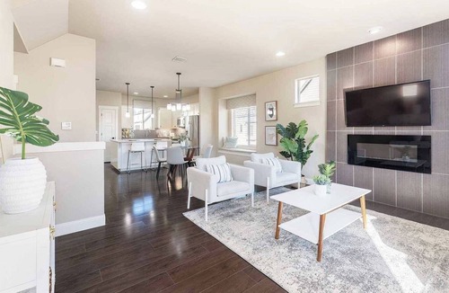 Cedar Hills House | The Treasure on Burlwood Ln #41592