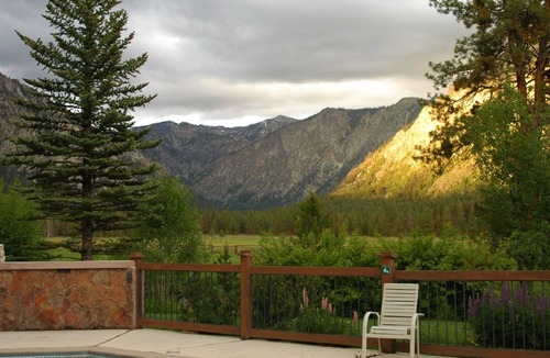 Atlanta House | The Ultimate Lodge for retreats, family reunions or Destination Weddings