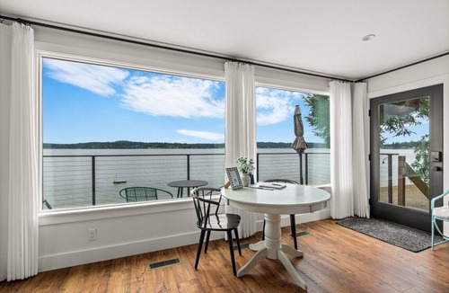 West Hills House | The Waterwheel - Waterfront Retreat on Dyes Inlet