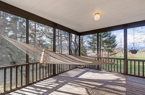 Sagle House | The Wild Rose