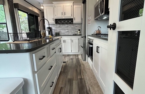 Prosser House | The Wino Wagon in Downtown