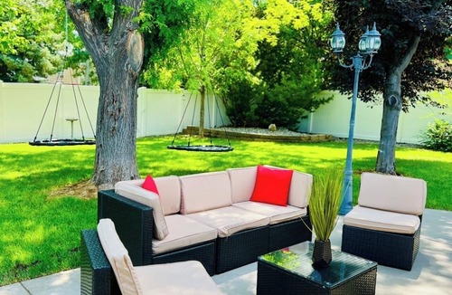West End House | The workcation Home