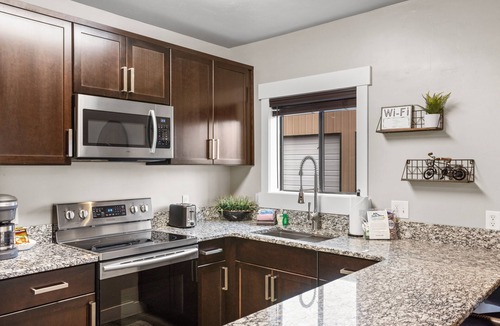 West Yellowstone Apartment | The Yellowstone Hideaway Unit B