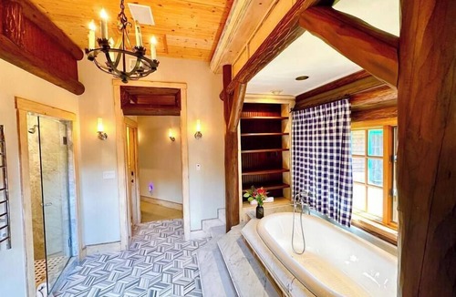Coeur d'Alene Cabin | This 5 Bedroom Lodge has both History & Luxury while being surrounded by nature