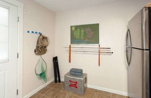 Gold Hill Cottage | This cottage is a 1 bedroom(s), 1 bathrooms, located in Gold Hill, OR.