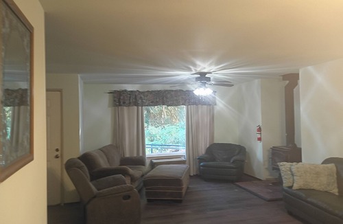 Snohomish House | Three bedroom home on 18 wooded acres, quiet retreat like setting