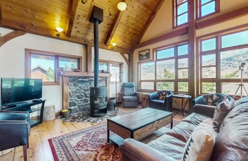 Chelan House | Tift Lake House