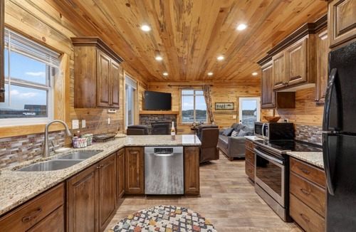 Island Park House | Timberline Cottage | Boat Ramp, ADA Friendly, BBQ, Close2Yellowstone!