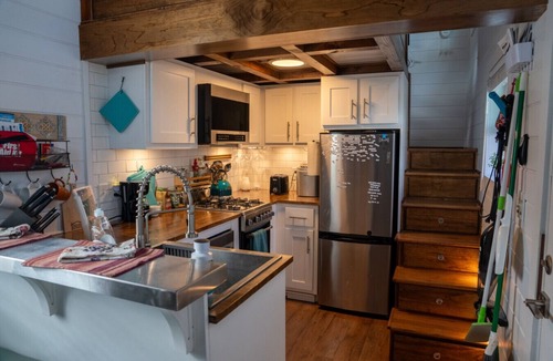 Freeport House | Tiny Home w Great Bay Views Pets Near Eglin Beach
