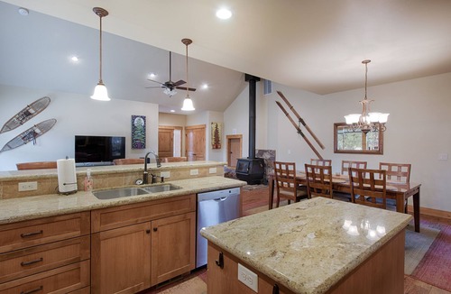 McCall House | TJ's Mountain Haus: Hot Tub, Air Conditioning, Pet Friendly