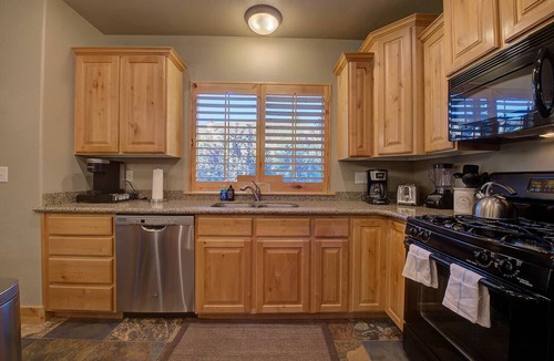 Bear Hollow Village Condo | Top Floor - Bear Hollow Condo - 3 BD/2 BA