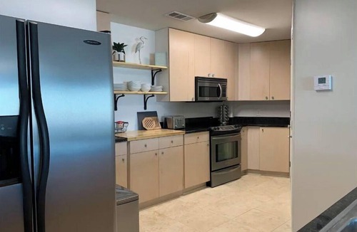Biloxi Condo | Top-Floor Condo - On the Beach - Gulf Views - Walk the Boardwalk
