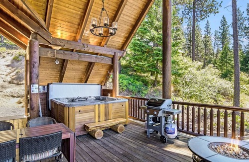 Roslyn Ridge House | TOP VIEW HOME+Game Room-Covered Patio w/ Hot Tub-Fire Pit-Book-n-SAVE NOW!