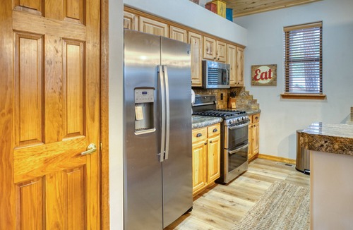 Torreon Cabin | Torreon Cardinal Landing Cabin With Party Garage