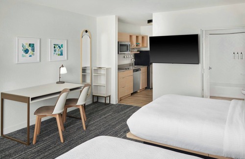 Lansing Hotel | TownePlace Suites by Marriott Lansing North