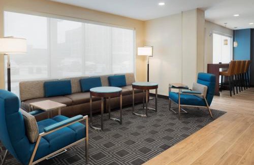 Dubuque Hotel | TownePlace Suites by Marriott Dubuque Downtown