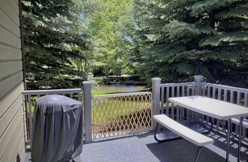Victor House | Townhome by Trail Creek