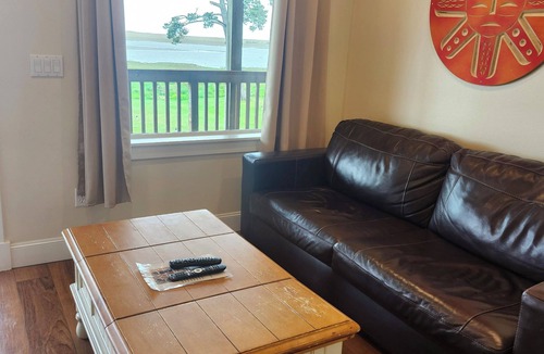 Tokeland Hotel | Tradewinds On The Bay
