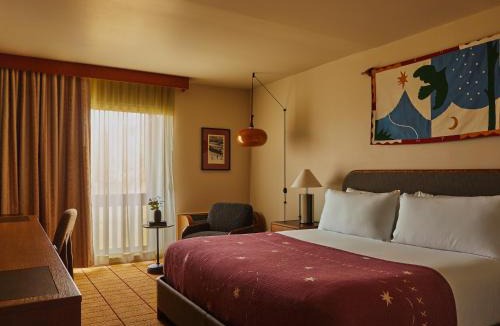 Jackson Resort | Trailborn Jackson Hole, Outdoor Collection by Marriott Bonvoy