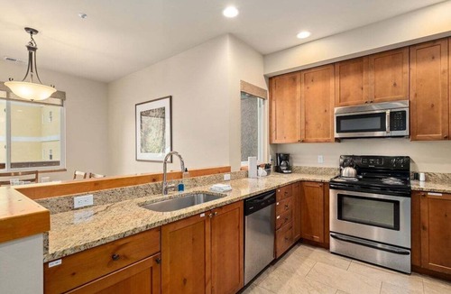 Leavenworth Condo | Trails Edge, Unit B - The Heart of Downtown!