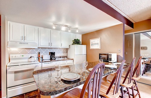 Peak 9 House | Trails End Condominiums by Ski Country Resorts