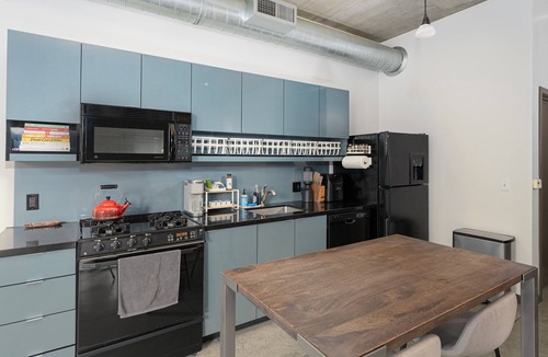 Pearl District Condo | Tranquil Condo in the Pearl Ideal for Long Stays