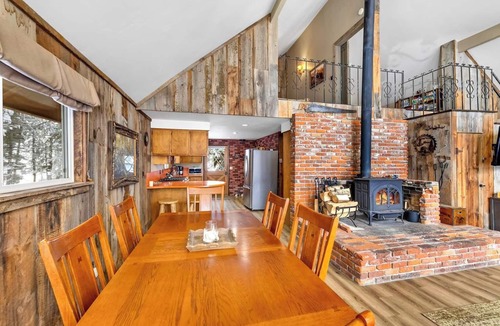 Tamarack Resort Cabin | Tranquil Dog-Friendly Lake Cabin with Hot Tub
