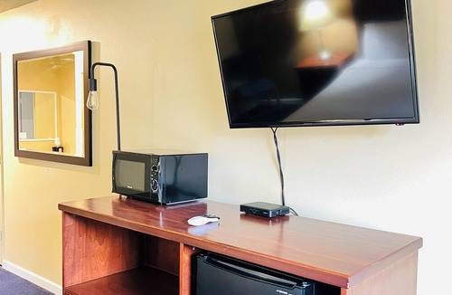 Canyonville Hotel | Travelodge by Wyndham Canyonville