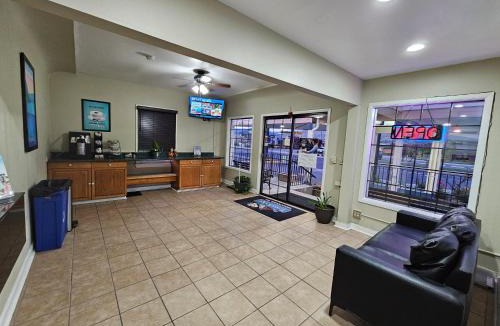 Wenatchee Hotel | Travelodge by Wyndham Wenatchee