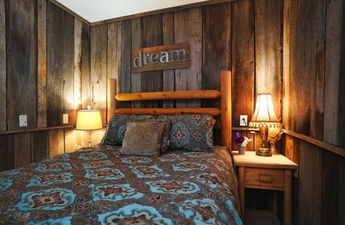 Springfield Resort | Tree Fort Balcony Suite
