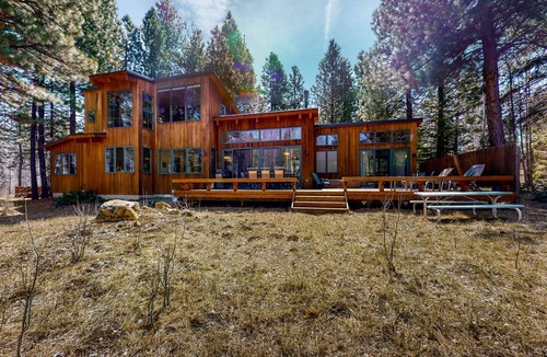 Black Butte Ranch House | Tree-lined home with private hot tub, resort pools, hot tubs, & gym