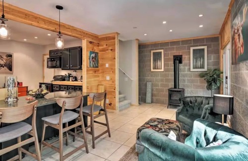 Interlochen House | Tree Top Terrace Cottage