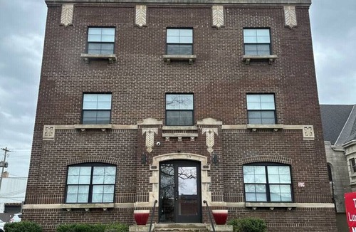 Downtown Columbus Apartment | Trendy Loft Escape with Pool Table Bring Your Pets