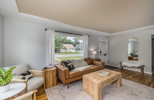Coeur d'Alene House | Tribe and Vibe In Downtown CDA Modern Comfort And Fun For You And Your Crew, Just Steps From Downtown