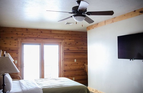 Last Chance Cabin | TroutHunter