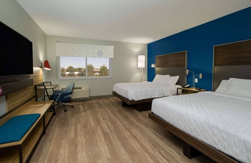 Northeast Columbus Hotel | Tru by Hilton Columbus Airport