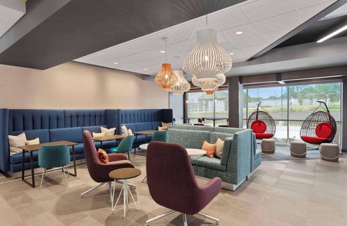 Lincoln Hotel | Tru By Hilton Lincoln East