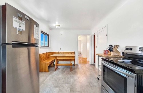 Sequim House | Tudor-style home, 3 bedrooms plus 4th kids’ room