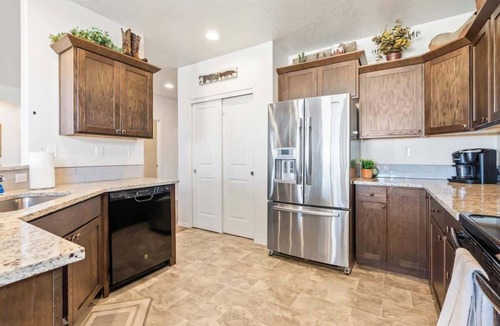 Caldwell House | Two Caldwell Homes Near Boise | Hot Tub & Game Room | Sleeps 20