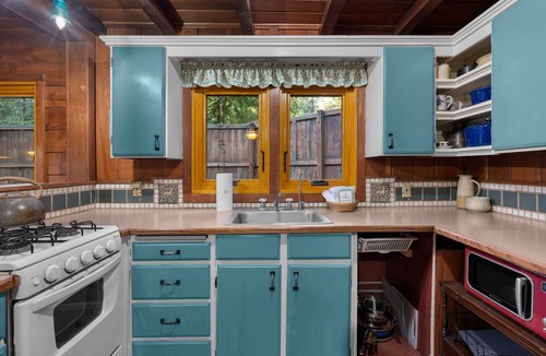Brightwood Cabin | Two charming Creekside cabins: perfect for travelers needing extra privacy.