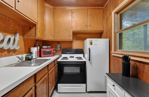 Swan Valley Cabin | Two Lakeside Cabins at Camp Little Lemhi