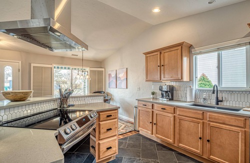 Fruita House | Two Wheel: Patio & Office