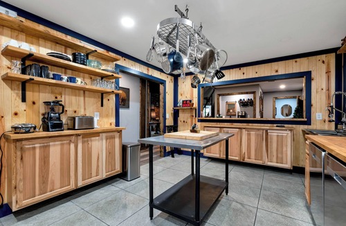 Talking Rock House | Ultimate Getaway w/Pool, Game Room & Custom Bar!