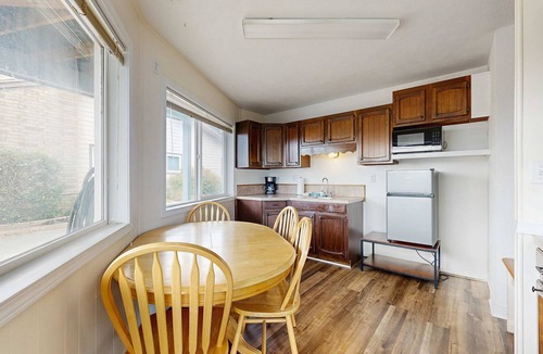 Gleneden Beach House | Unique and spacious home with private hot tub game room and great ocean views