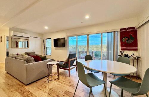 Placerville Apartment | Unique Container, Home 20 Acres, Modern Stay