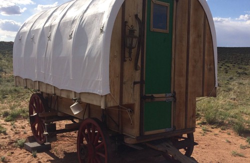 Page RV Rental | Unique Glamping! Near Horseshoe, Antelope Canyon, Lake Powell, Grand Canyon.'